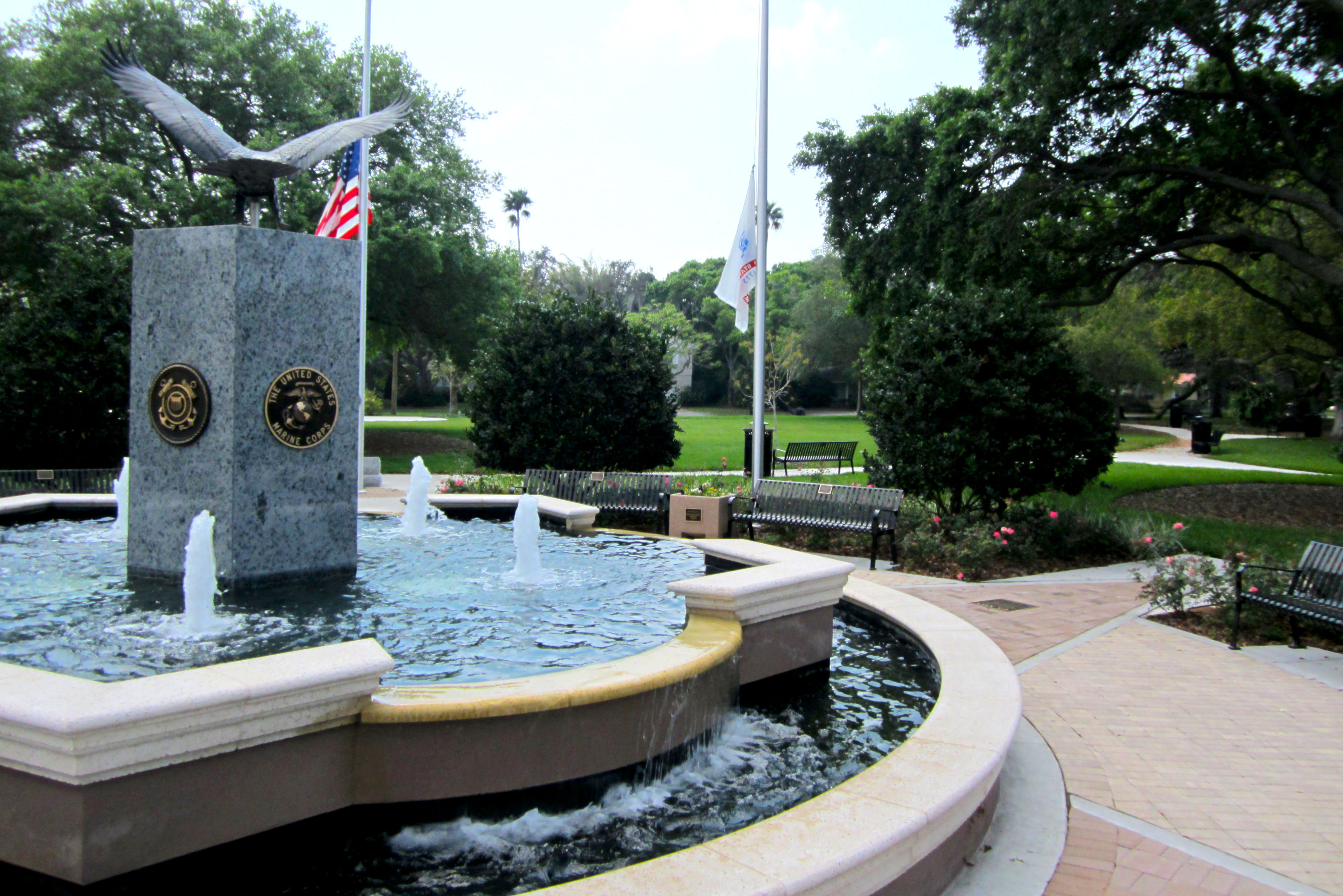 A view from the back of the fountain in Hunter Memorial Park during daytime